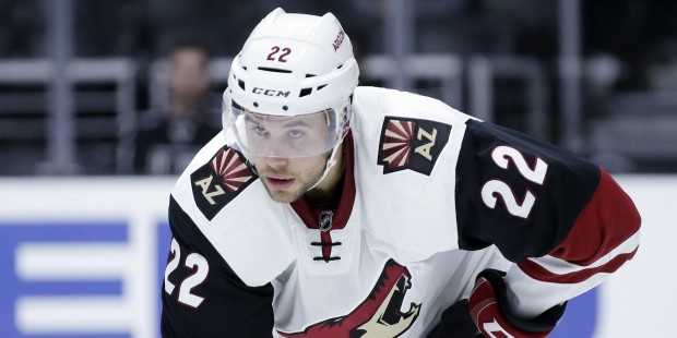 Arizona Coyotes left wing Craig Cunningham plays during an NHL preseason hockey game against the Lo...
