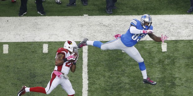 Arizona Cardinals free safety Rashad Johnson intercepts the ball intended for Detroit Lions tight e...