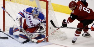 Coyotes avoid shutout with late goal in loss to Rangers