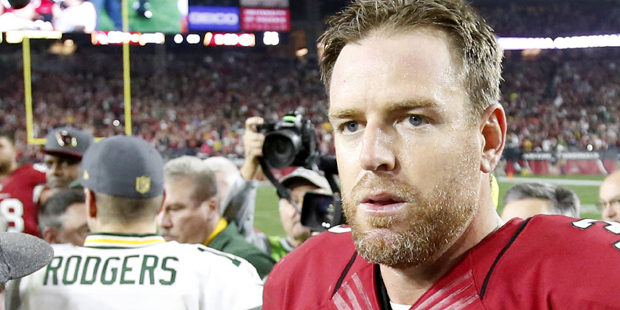 Arizona Cardinals quarterback Carson Palmer (3) and Green Bay Packers quarterback Aaron Rodgers (12...