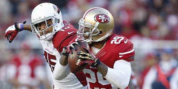 San Francisco 49ers defensive back Chris Culliver (29) runs from Arizona Cardinals wide receiver Mi...