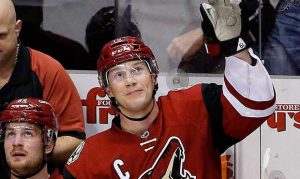 Ice Den Scottsdale renames west rink 'Shane Doan Rink' after Coyotes star