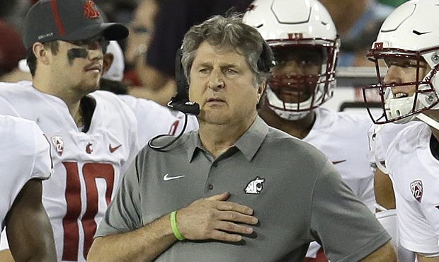 Washington State head coach Mike Leach in the first half during an NCAA college football game again...