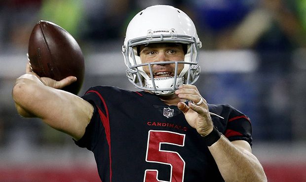 Arizona Cardinals quarterback Drew Stanton (5) warms up prior to an NFL football game against the S...