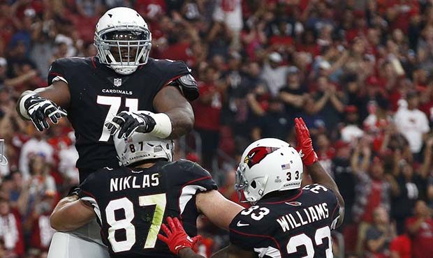 Arizona Cardinals tight end Troy Niklas (87) celebrates his touchdown against the Tampa Bay Buccane...