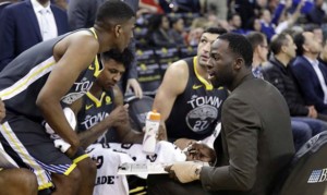 TNT analysts rip Suns' reaction to Warriors' player-run huddles