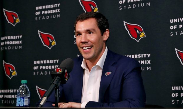 Arizona Cardinals new quarterback Sam Bradford speaks at an NFL football news conference Friday, Ma...