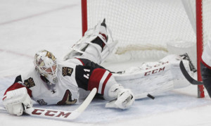 Coyotes honor former G Mike Smith with tribute video