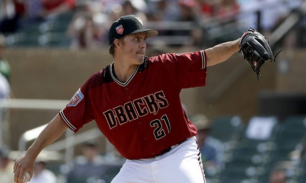 Arizona Diamondbacks starting pitcher Zack Greinke throws to a Cincinnati Reds batter during the fi...