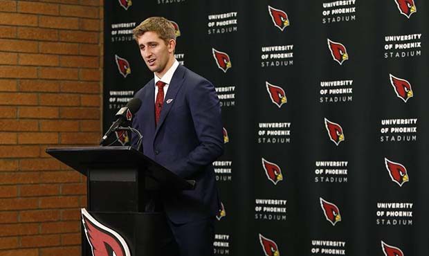 Arizona Cardinals first-round NFL football draft pick Josh Rosen answers a question during a news c...