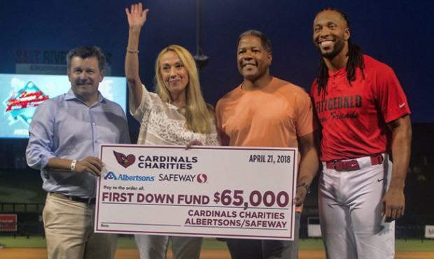 (Photo from @AZCardinals Twitter)...