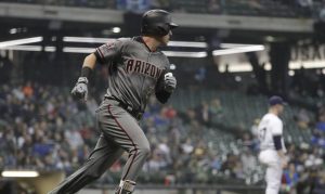 D-backs' slide, lack of offense continues in loss to Brewers