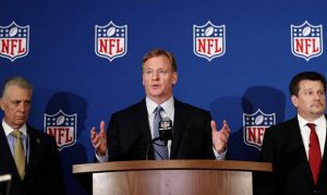 Two Cardinals veterans express skepticism over new anthem policy