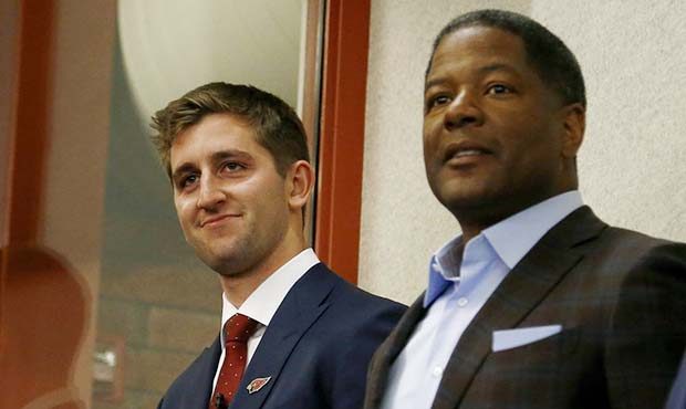 The Arizona Cardinals introduce their first-round NFL football draft pick Josh Rosen, left, as he s...