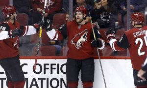 Coyotes, Kevin Connauton agree on two-year, $2.75 million contract