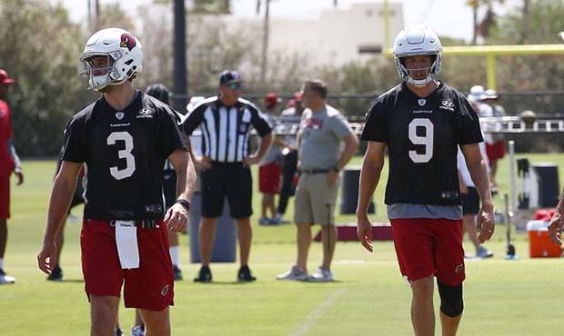 Arizona Cardinals quarterbacks Josh Rosen (3), Sam Bradford (9), Chad Kanoff (6) and Mike Glennon (...