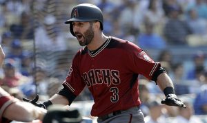 D-backs' Daniel Descalso hits go-ahead home run in ninth inning