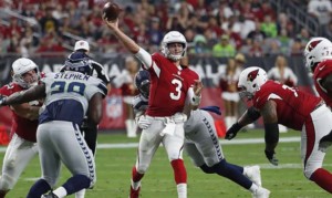 Josh Rosen combats WR drops, leads Cardinals to first half TD