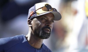D-backs hire Darnell Coles to fill hitting coach vacancy