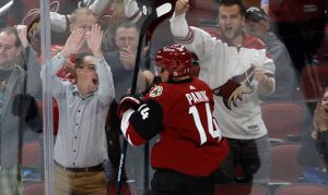 Coyotes' good approach and good fortune yield winning streak