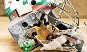 Coyotes' Antti Raanta honors Shane Doan with Kachina goalie mask