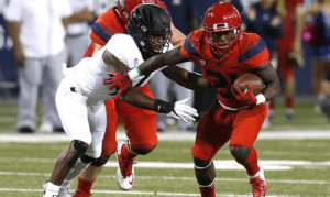 Khalil Tate returns as Arizona rolls over No. 19 Oregon