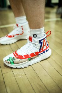 Arizona recruit Nico Mannion sports UA-themed kicks