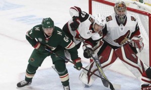 Coyotes GM Chayka confident G Antti Raanta will get over injury-bug