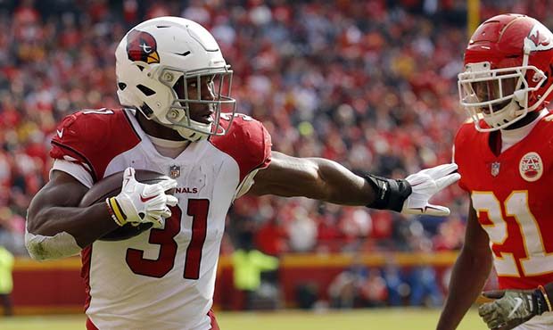 Arizona Cardinals running back David Johnson (31) runs for a touchdown away from Kansas City Chiefs...