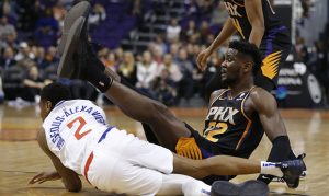 Suns dig latest hole for themselves in first quarter, fall to Clippers