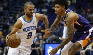 Booker-less Suns taken to pick-and-roll school in loss to Hornets