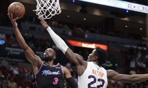 More touches necessary? Deandre Ayton is improving without them