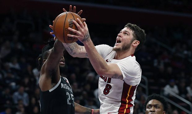 (AP Photo/Carlos Osorio)...