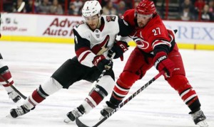 Arizona Coyotes sign Nick Schmaltz to a seven-year contract extension