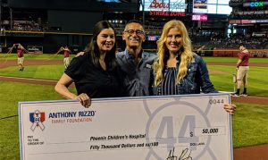Cubs' Anthony Rizzo makes donation to Phoenix Children's Hospital