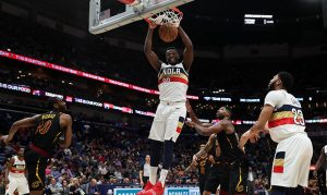 Pelicans PF Julius Randle interested in Suns, Suns expected to consider