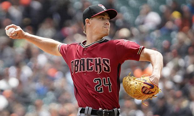 Arizona Diamondbacks pitcher Luke Weaver throws against the San Francisco Giants during the first i...