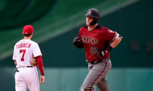 Diamondbacks option first baseman Kevin Cron to Reno
