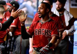 D-backs' Jarrod Dyson robs Paul Goldschmidt of a home run