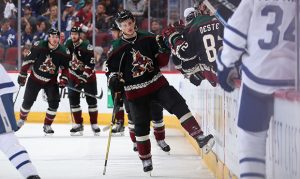 Coyotes free agent Josh Archibald, others sign with new teams