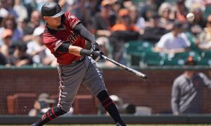 Diamondbacks option infielder Ildemaro Vargas to Reno