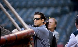 D-backs general manager Mike Hazen's wife, Nicole, battles brain tumor