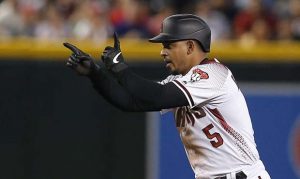 Eduardo Escobar named D-backs' 2019 Heart and Hustle Award winner