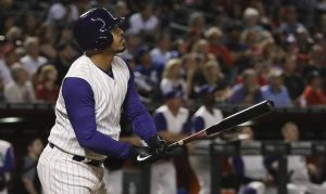 D-backs win 4th straight as offense explodes to beat Dodgers