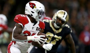 Cardinals' Chase Edmonds leaves game vs. Saints with hamstring injury