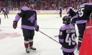 Arizona Coyotes host 8-year-old Leighton for Hockey Fights Cancer