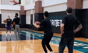 Suns' Devin Booker hits 45 consecutive 3-pointers in practice