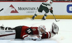 Injury to insult: Coyotes' loss ends with Darcy Kuemper getting hurt