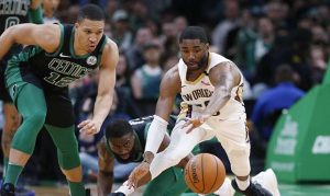 Report: Suns agree to 1-year deal with guard E'Twaun Moore