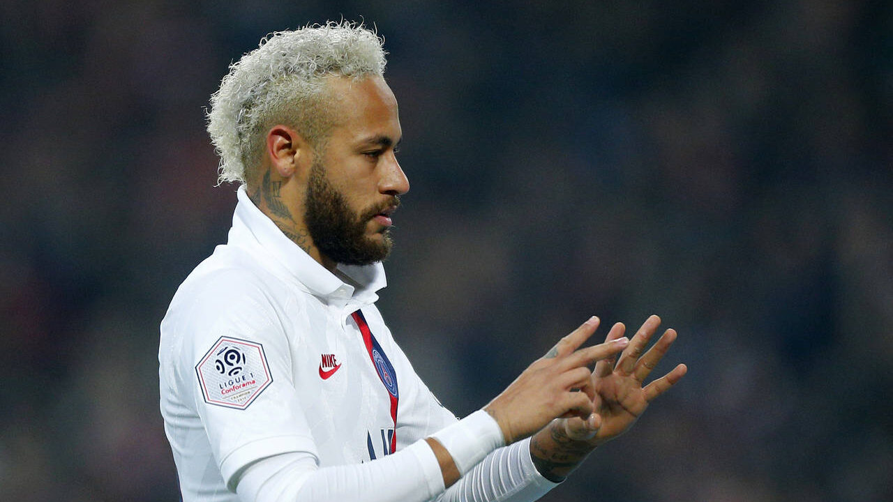 PSG's Neymar made Brazil's 2026 World Cup roster...